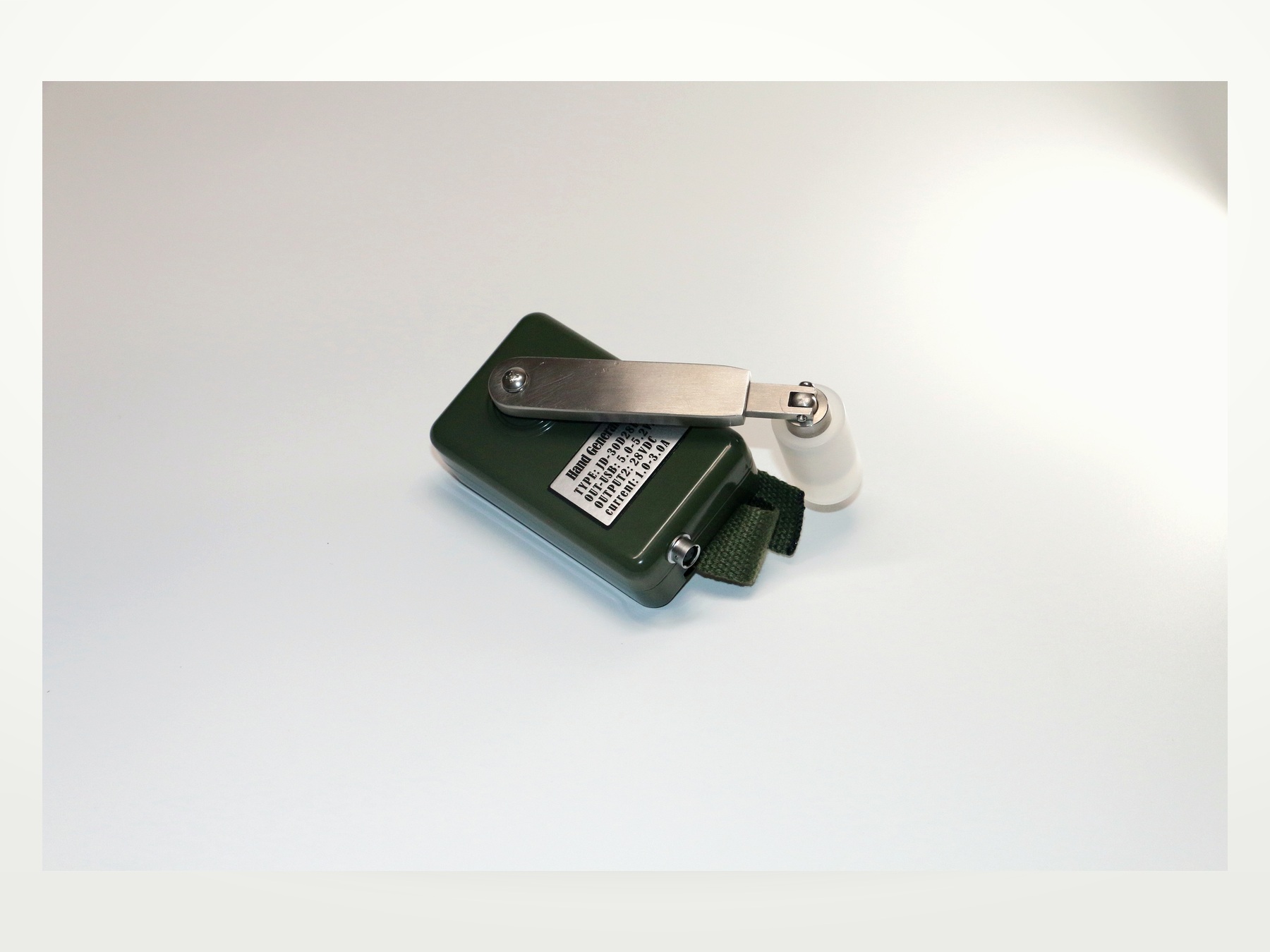 JD-30D28U5 compact DC hand crank generator